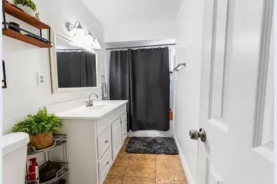 1321 Vale, Bakersfield, CA 93306 - Photo 18