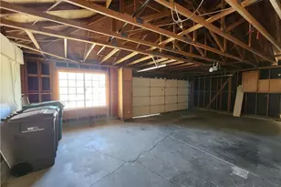 37749 Autumn Ln, Palmdale, CA 93550 - Photo 4