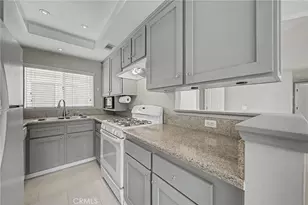 18862 Vista Del Canon, Newhall, CA 91321 - Photo 8