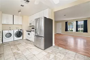 17837 Joshua Grove Ave, Lake Los Angeles, CA 93591 - Photo 8