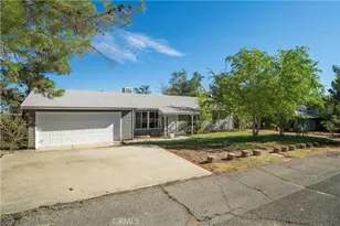17837 Joshua Grove Ave, Lake Los Angeles, CA 93591 - Photo 46