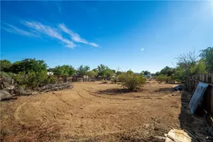 17837 Joshua Grove Ave, Lake Los Angeles, CA 93591 - Photo 36