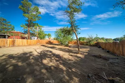 17837 Joshua Grove Avenue, Lake Los Angeles, CA 93591 - Photo 32