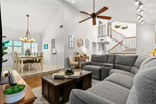 25451 Via Escovar, Valencia, CA 91355 - Photo 10