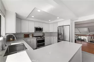 21545 Erwin, Woodland Hills, CA 91367 - Photo 12