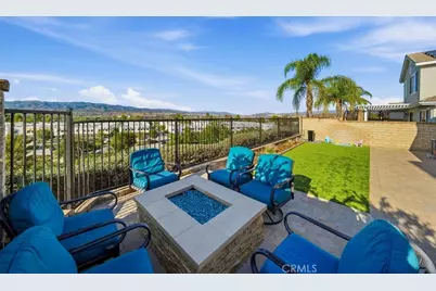 27933 Mariposa Street, Valencia, CA 91355 - Photo 22