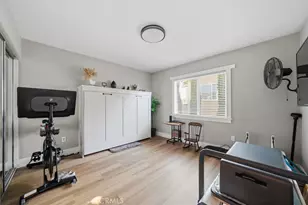 27933 Mariposa St, Valencia, CA 91355 - Photo 18