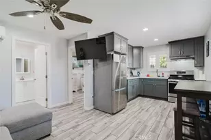 14004 Herron St, Sylmar, CA 91342 - Photo 12