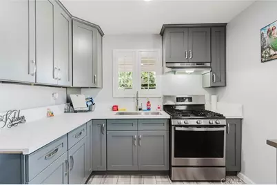 14004 Herron Street, Sylmar, CA 91342 - Photo 4