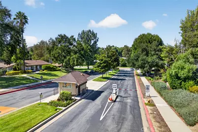 26332 Oak Highland, Newhall, CA 91321 - Photo 40