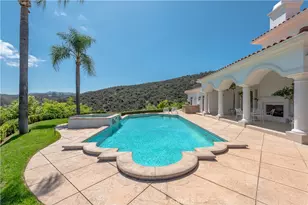 23484 Park Colombo, Calabasas, CA 91302 - Photo 32
