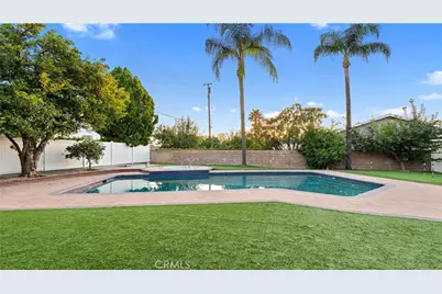 18600 Knapp Street, Northridge, CA 91324 - Photo 4