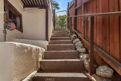 3652 Fredonia #B, Los Angeles, CA 90068 - Photo 14