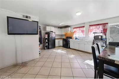 14212 Vanowen Street, Van Nuys, CA 91405 - Photo 10