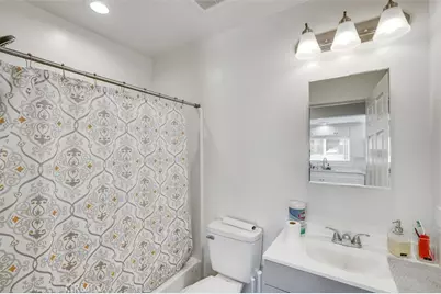 18544 Bryant Street, Northridge, CA 91324 - Photo 26