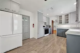 13916 Cohasset St, Van Nuys, CA 91405 - Photo 24