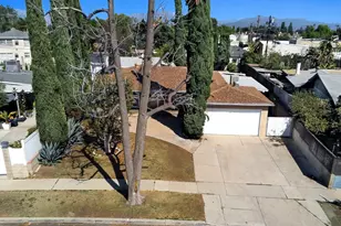 8320 Bardwell Ave, Panorama City, CA 91402 - Photo 28