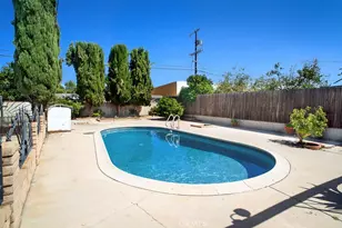 8320 Bardwell Ave, Panorama City, CA 91402 - Photo 14