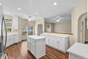 15455 Glenoaks Blvd, Sylmar, CA 91342 - Photo 18