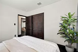 7357 Anatola Ave, Lake Balboa, CA 91406 - Photo 24