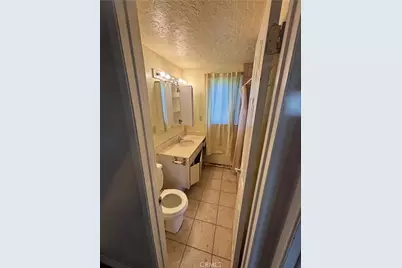 18710 Kimbrough Street, Canyon Country, CA 91351 - Photo 4