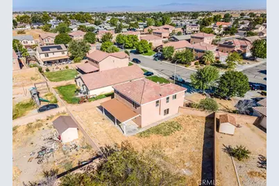 1818 Linda Vista Avenue, Lancaster, CA 93535 - Photo 30