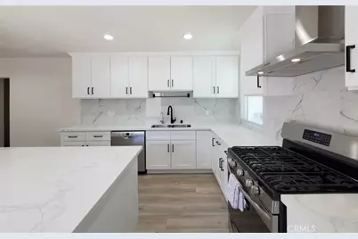 8132 Hatillo, Los Angeles, CA 91306 - Photo 10