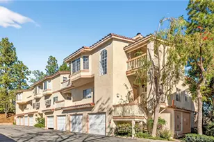 688 Indian Oak Ln, Oak Park, CA 91377 - Photo 2