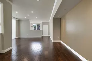 5220 Premiere Hills, Woodland Hills, CA 91364 - Photo 4