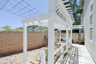 28611 Lupine St, Castaic, CA 91384 - Photo 42