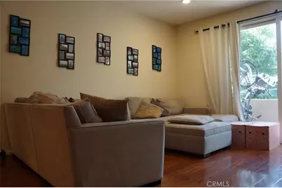 11225 Peach Grove Street #202, North Hollywood, CA 91601 - Photo 8