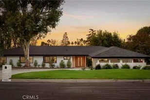 17601 McCormick St, Encino, CA 91316 - Photo 2