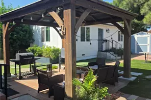 7453 Blewett Ave, Lake Balboa, CA 91406 - Photo 18