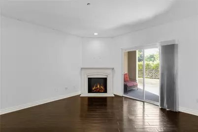 4424 Whitsett Avenue #110, Studio City, CA 91604 - Photo 12