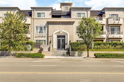 4424 Whitsett Avenue #110, Studio City, CA 91604 - Photo 2