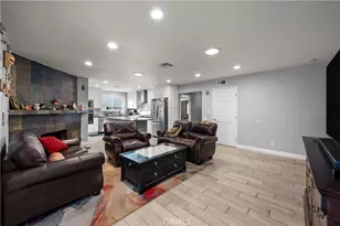 24360 Vanowen St, West Hills, CA 91307 - Photo 16