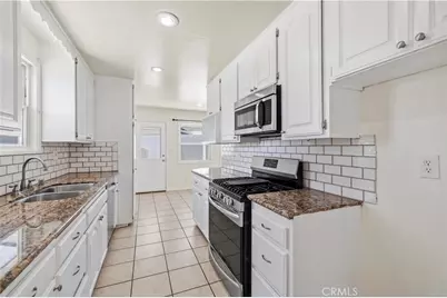 12929 Altano, Sylmar, CA 91342 - Photo 4