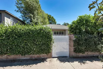 6056 Woodman Avenue, Van Nuys, CA 91401 - Photo 2
