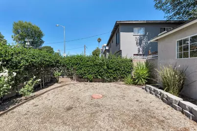6056 Woodman Avenue, Van Nuys, CA 91401 - Photo 36