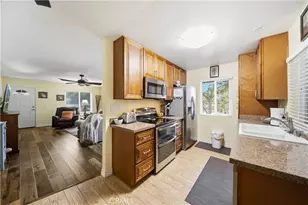 19508 Ave Of The Oaks, Newhall, CA 91321 - Photo 14