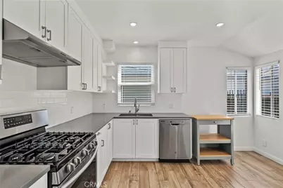 1021 N Pass, Burbank, CA 91505 - Photo 12