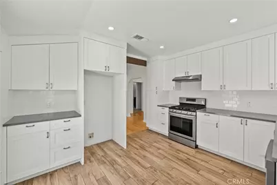 1021 N Pass, Burbank, CA 91505 - Photo 10