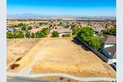 6831 Sycamore Ln, Quartz Hill, CA 93551 - Photo 2