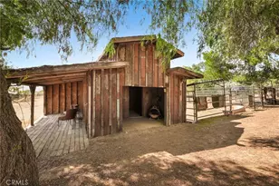 11560 Darling, Agua Dulce, CA 91390 - Photo 72