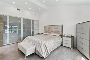 7100 Balboa Blvd, Lake Balboa, CA 91406 - Photo 14