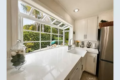26261 Veva Way, Calabasas, CA 91302 - Photo 18