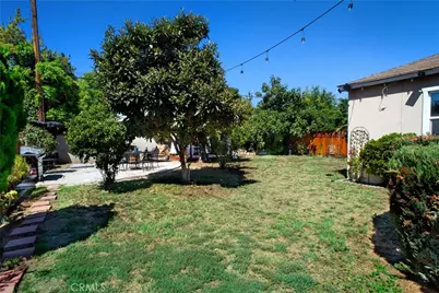 6655 Yarmouth Avenue, Reseda, CA 91335 - Photo 14