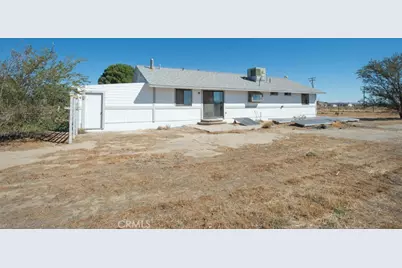 5902 Margaritha, Rosamond, CA 93560 - Photo 34