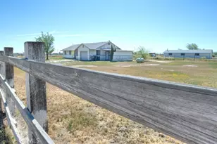 5902 Margaritha, Rosamond, CA 93560 - Photo 4