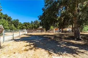 40202 Calle El Clavelito, Green Valley, CA 91390 - Photo 32